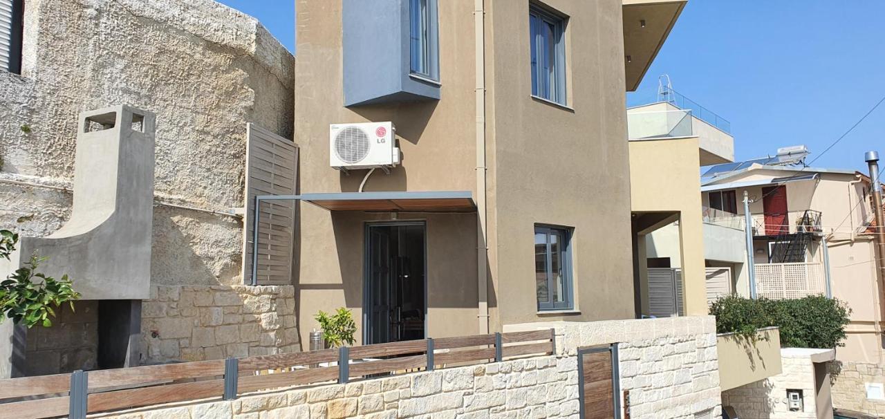 Blueonar Chrissi Akti Chania Exterior foto